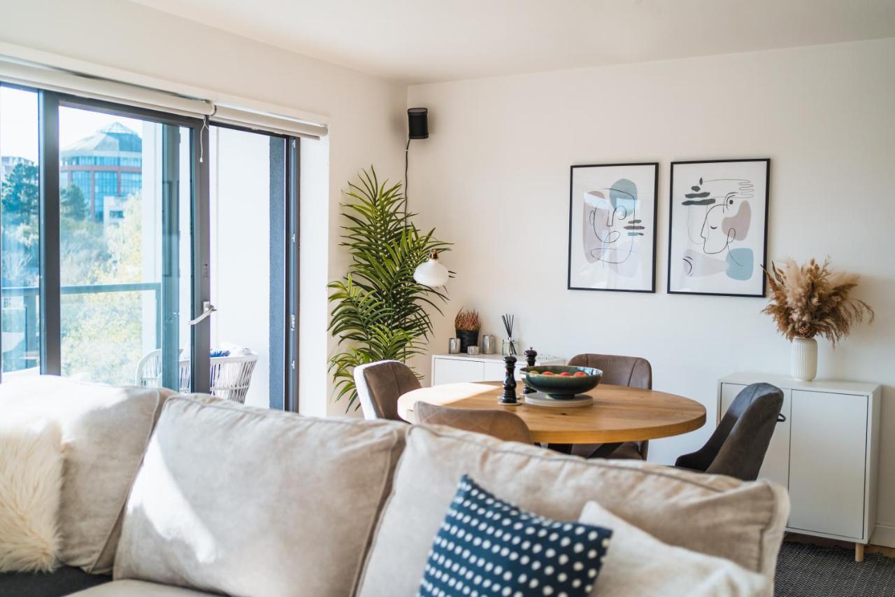 ⭑ Modern Town Centre Apartment ⭑ Борнмут Екстер'єр фото